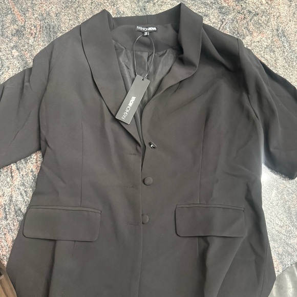 Fashion Nova Black Blazer Top - Picture 4 of 7